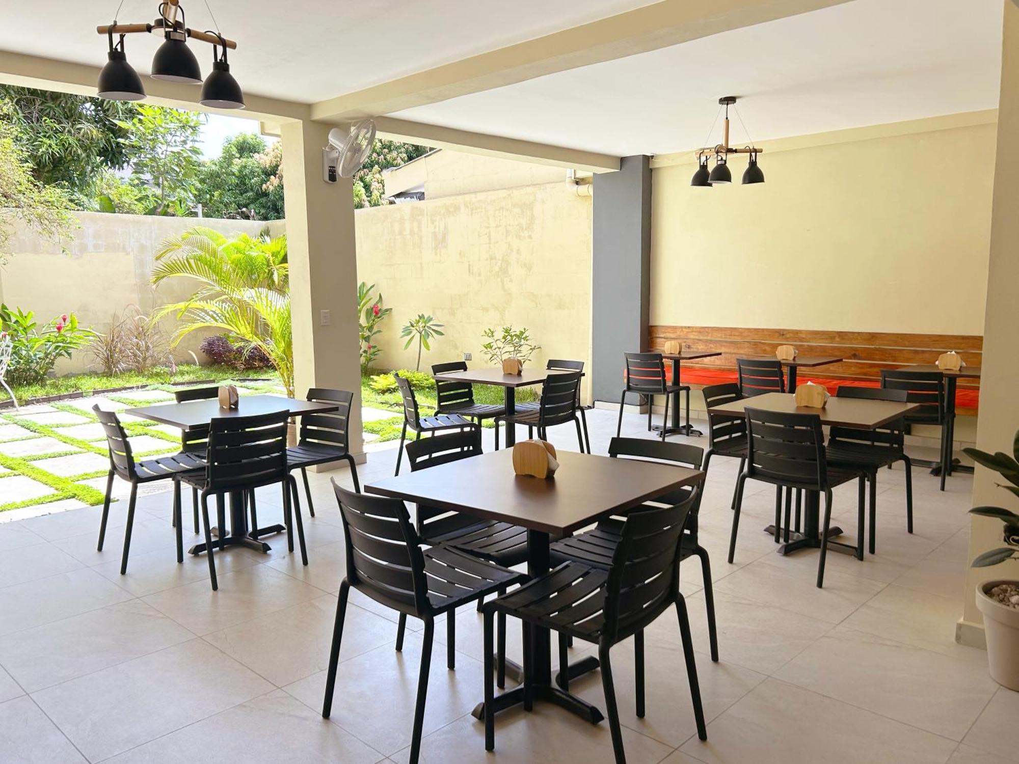 Hotel Rimani San Salvador Esterno foto